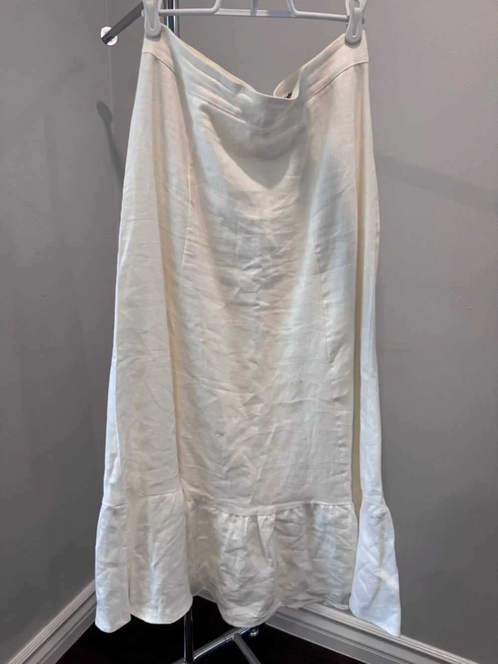 Reformation White Midi Yucca Skirt - Picture 2 of 4